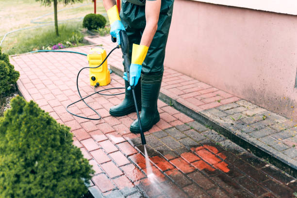 Professional Pressure washing in Flandreau, SD